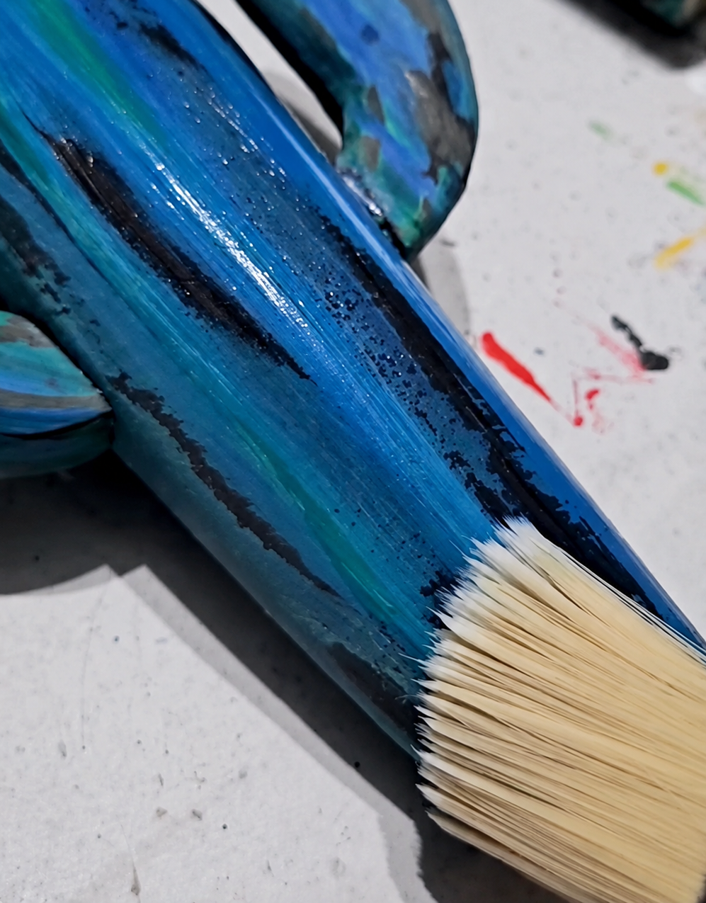 Processo criativo: pintura manual da peça